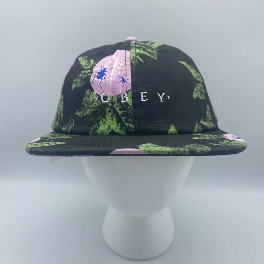 NWT Obey Braniac 6 Panel Strapback Cap